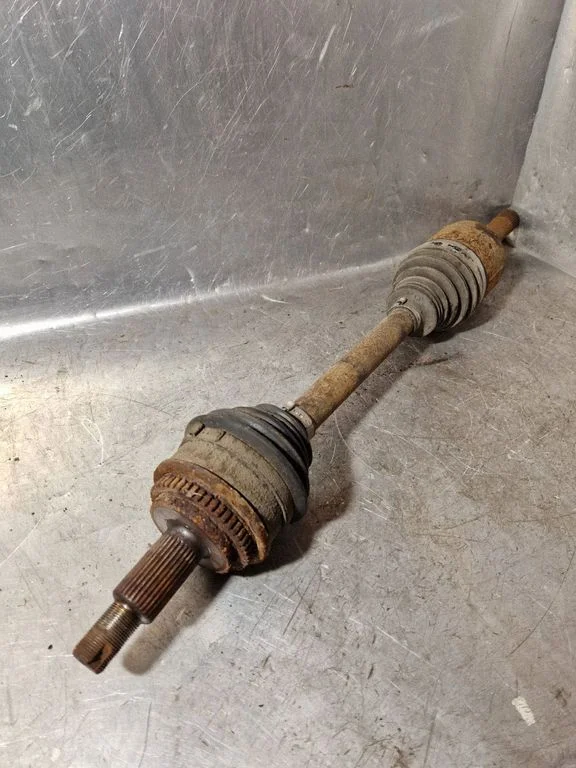 Rear driveshaft – Land Rover Range Rover Sport L320 (2005-2013)