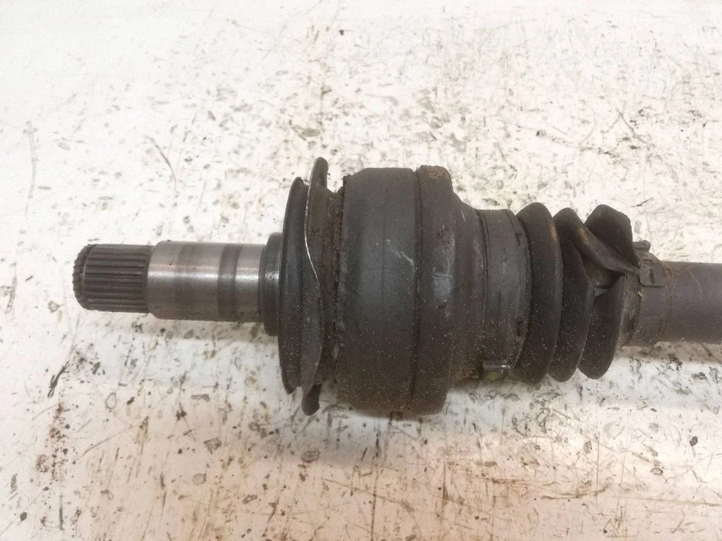 Rear driveshaft – right
