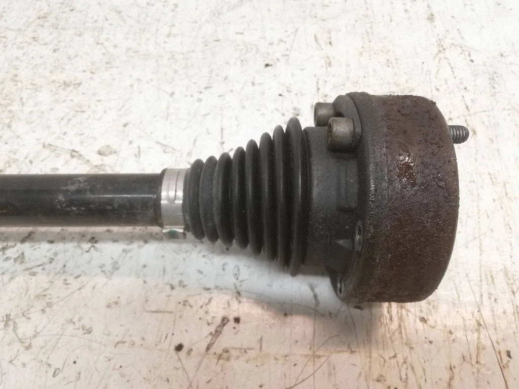 Rear driveshaft 3Q0501204D