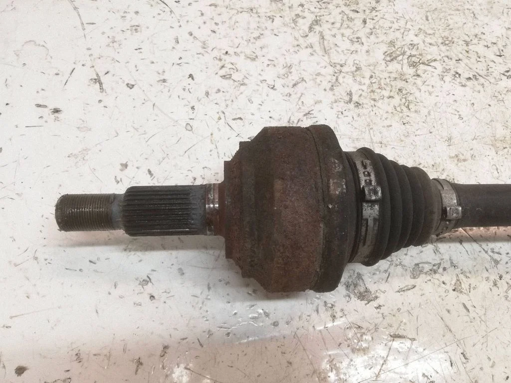 Rear driveshaft 7L8501201A