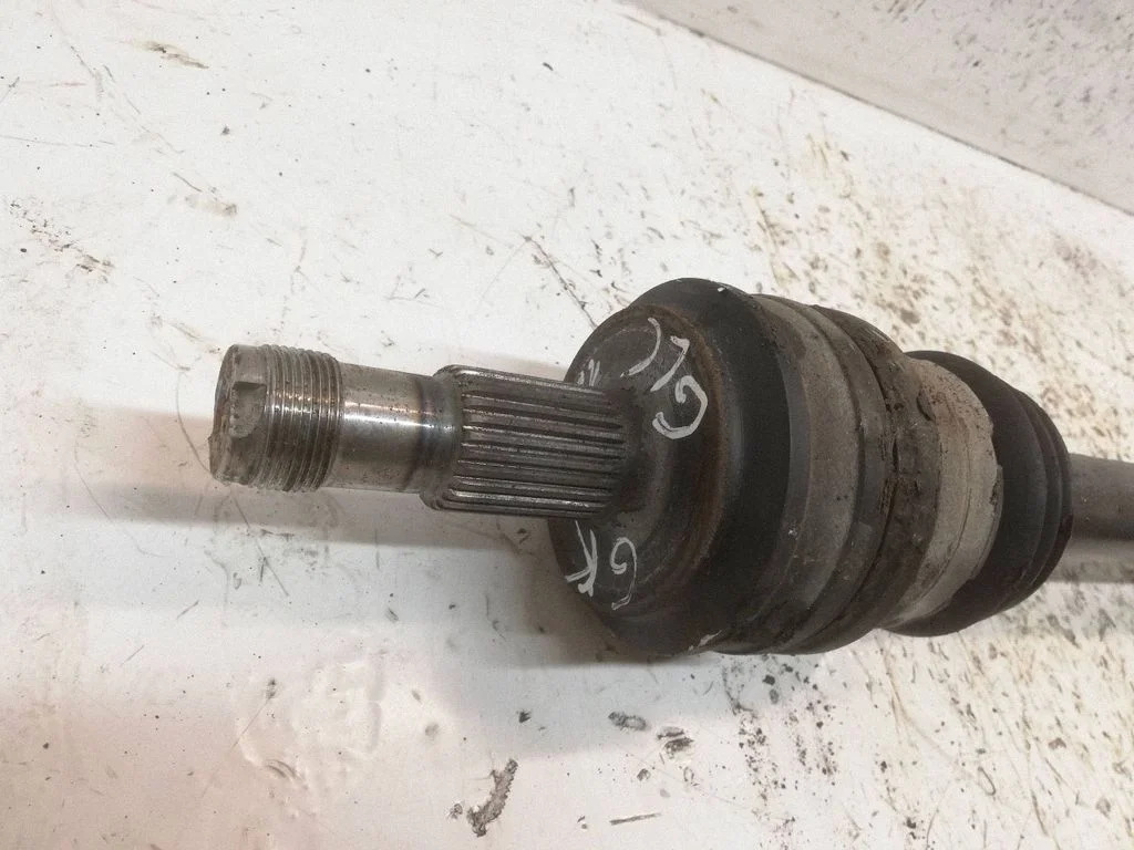 Rear driveshaft – left