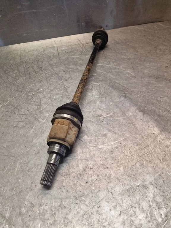 Rear driveshaft – left