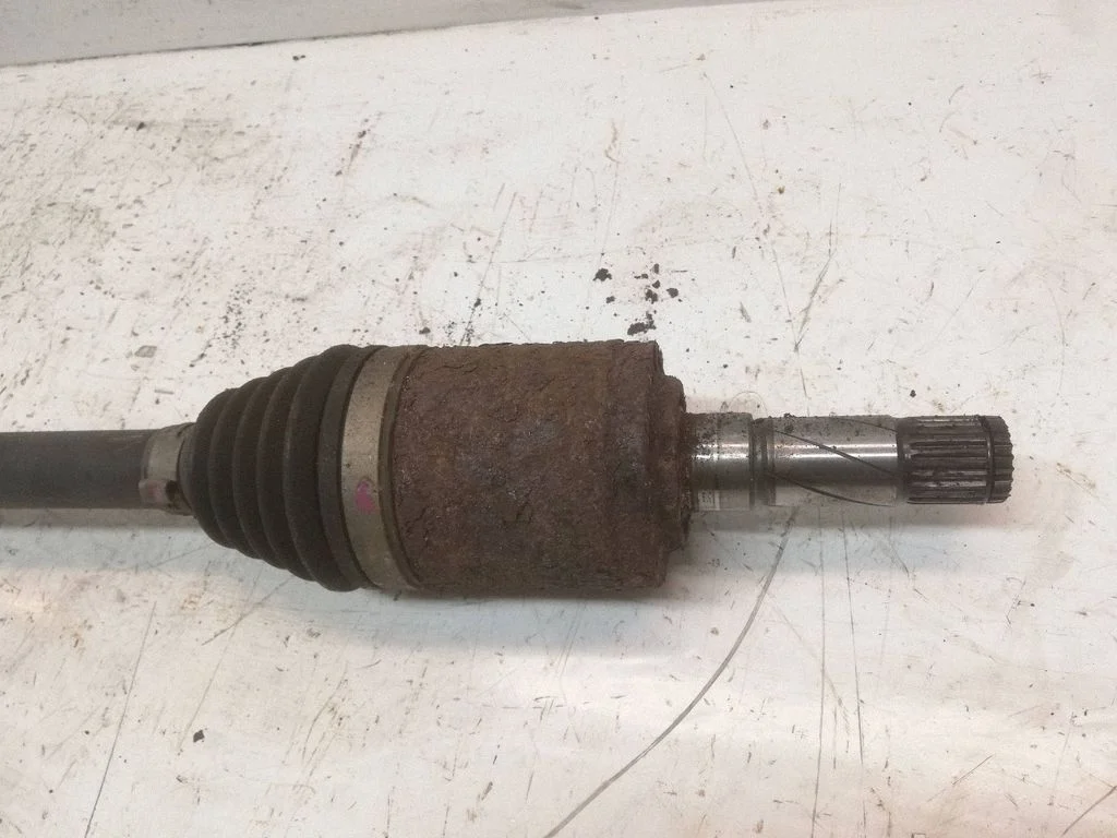 Rear driveshaft P31325135AC
