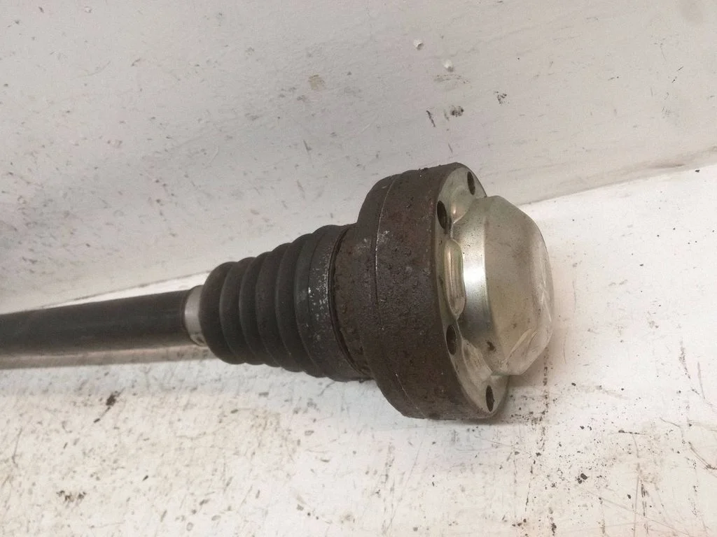 Rear driveshaft – Audi A4 Allroad B8 (2008-2016)