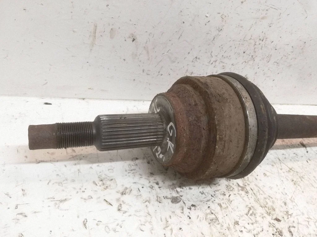 Rear driveshaft – Jeep Grand Cherokee (2010-2021)