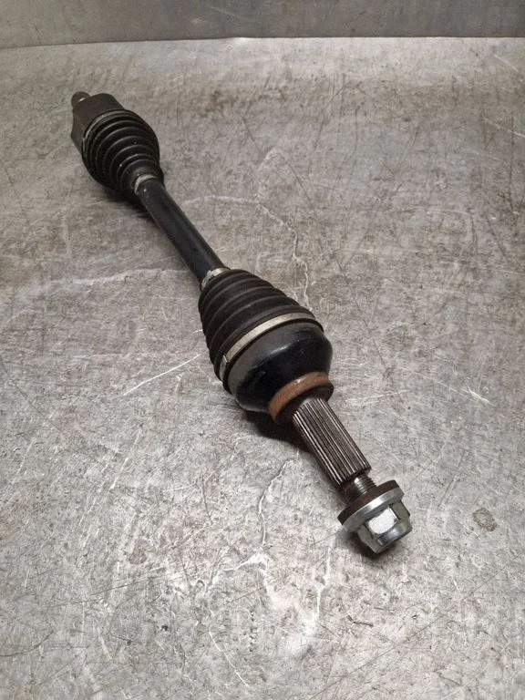 Front driveshaft – left