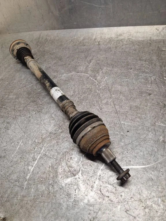 Front driveshaft 6087736