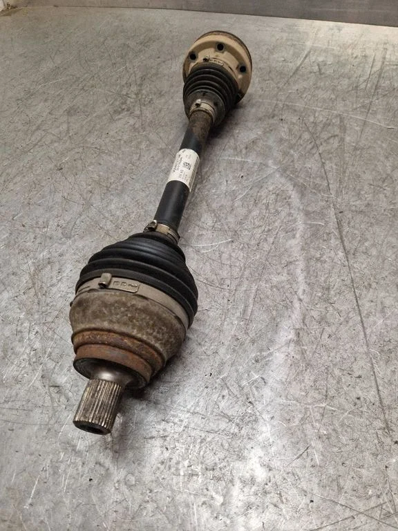 Front driveshaft – Skoda Superb B8 (3V) (2015-2024)