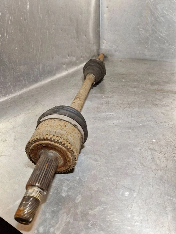 Front driveshaft – Land Rover Range Rover Sport L320 (2005-2013)