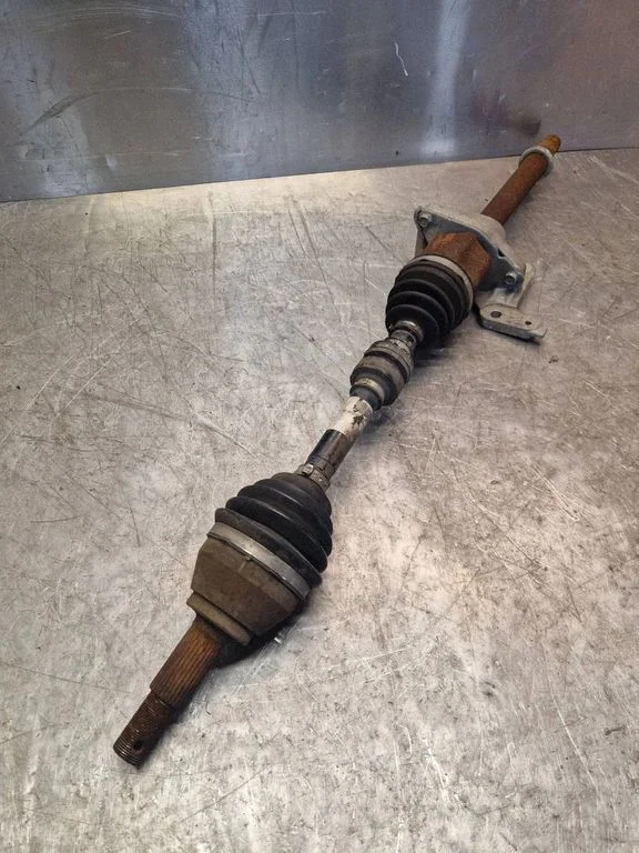 Front driveshaft – right