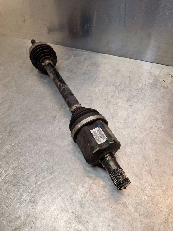 Front driveshaft – Chrysler Pacifica (2017-)