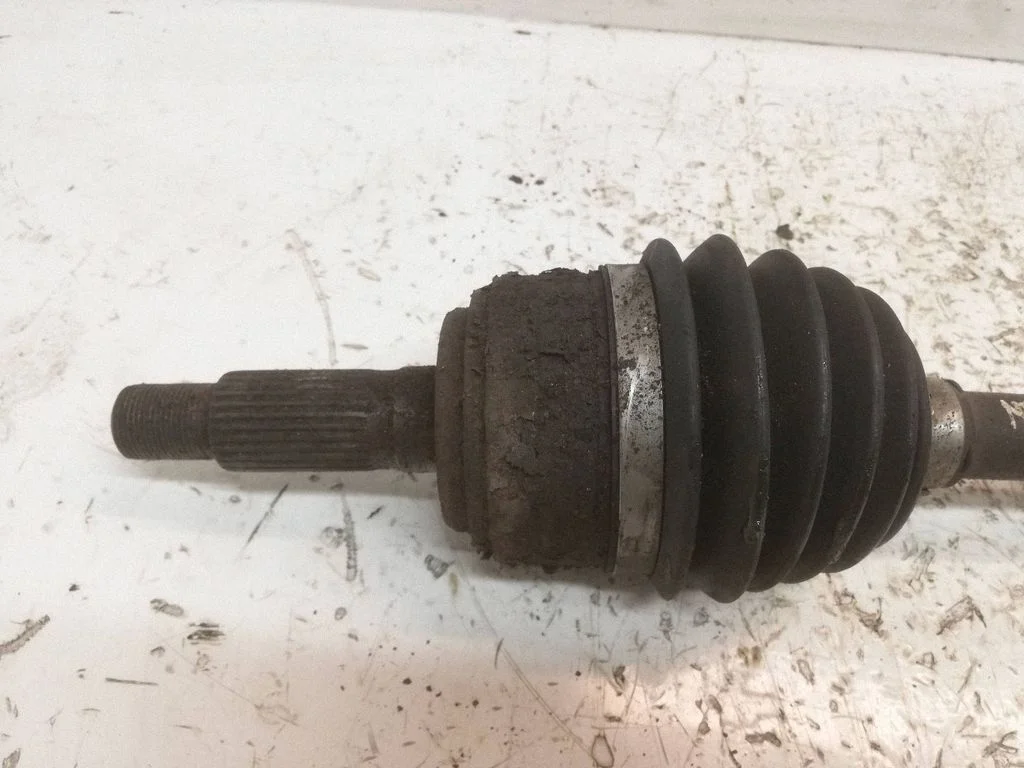Front driveshaft – right