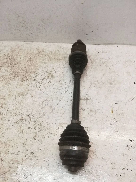 Front driveshaft 7598027