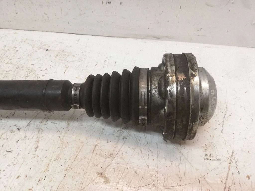 Front driveshaft – Skoda Octavia Mk2 (1Z) (2004-2013)