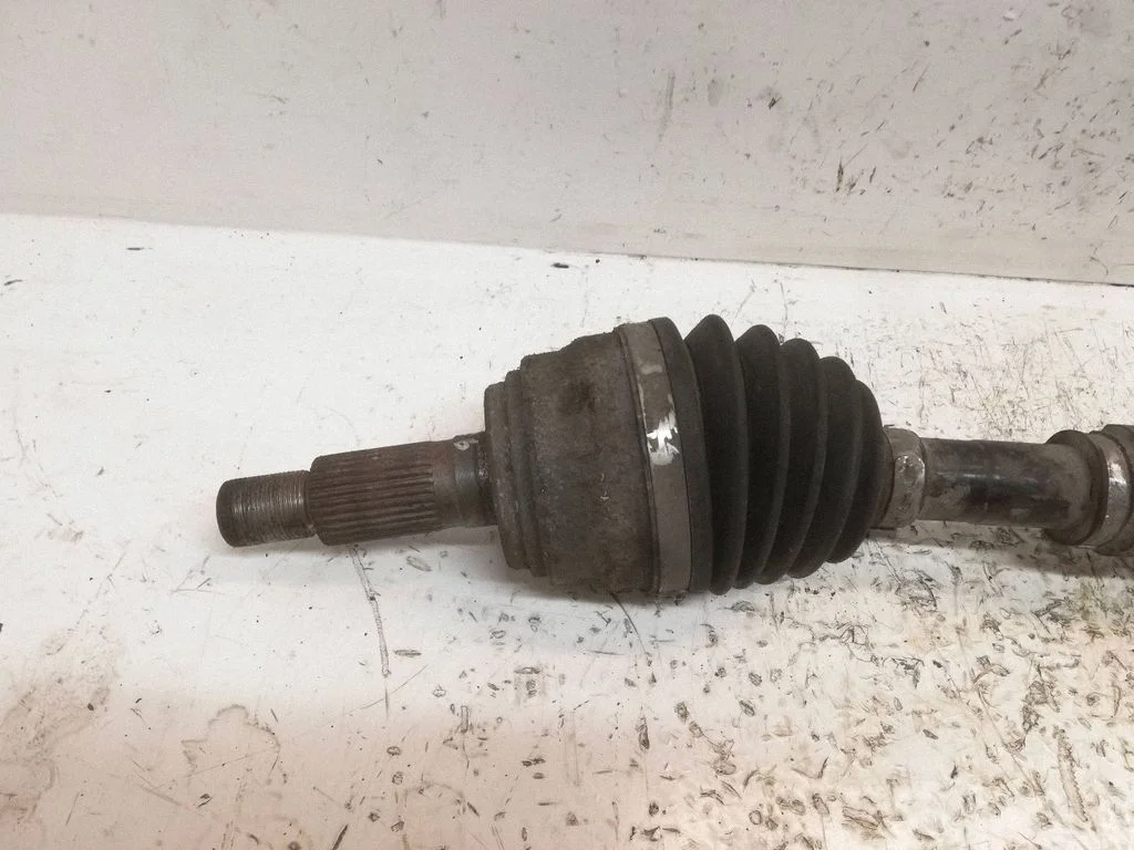 Front driveshaft – right