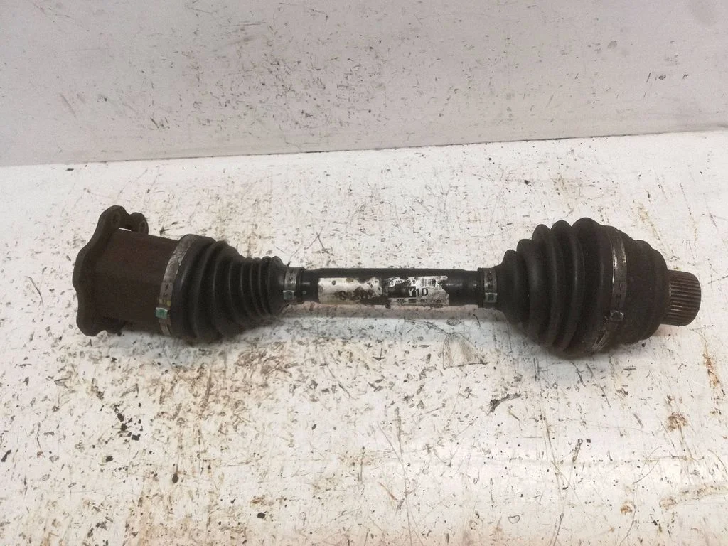 Front driveshaft 8K0407271D