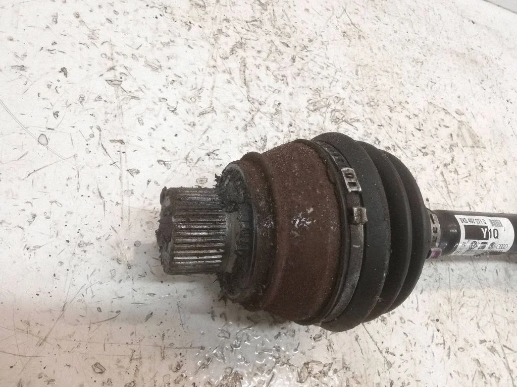 Front driveshaft 8K0407271Q