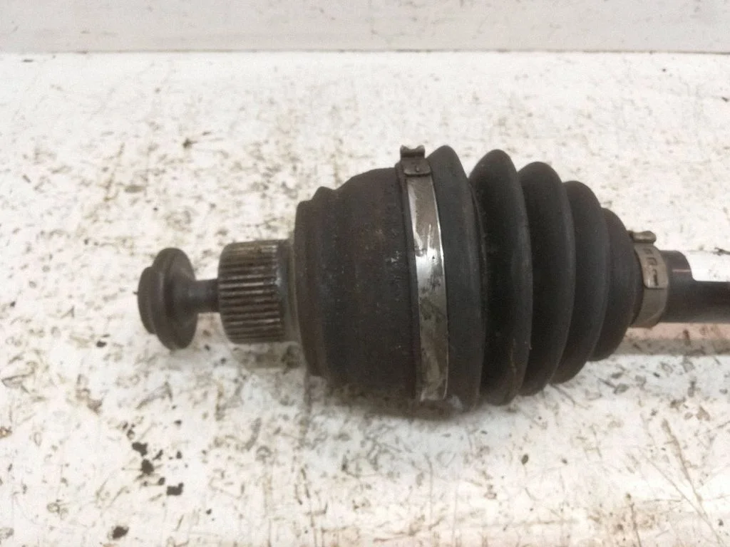 Front driveshaft – right