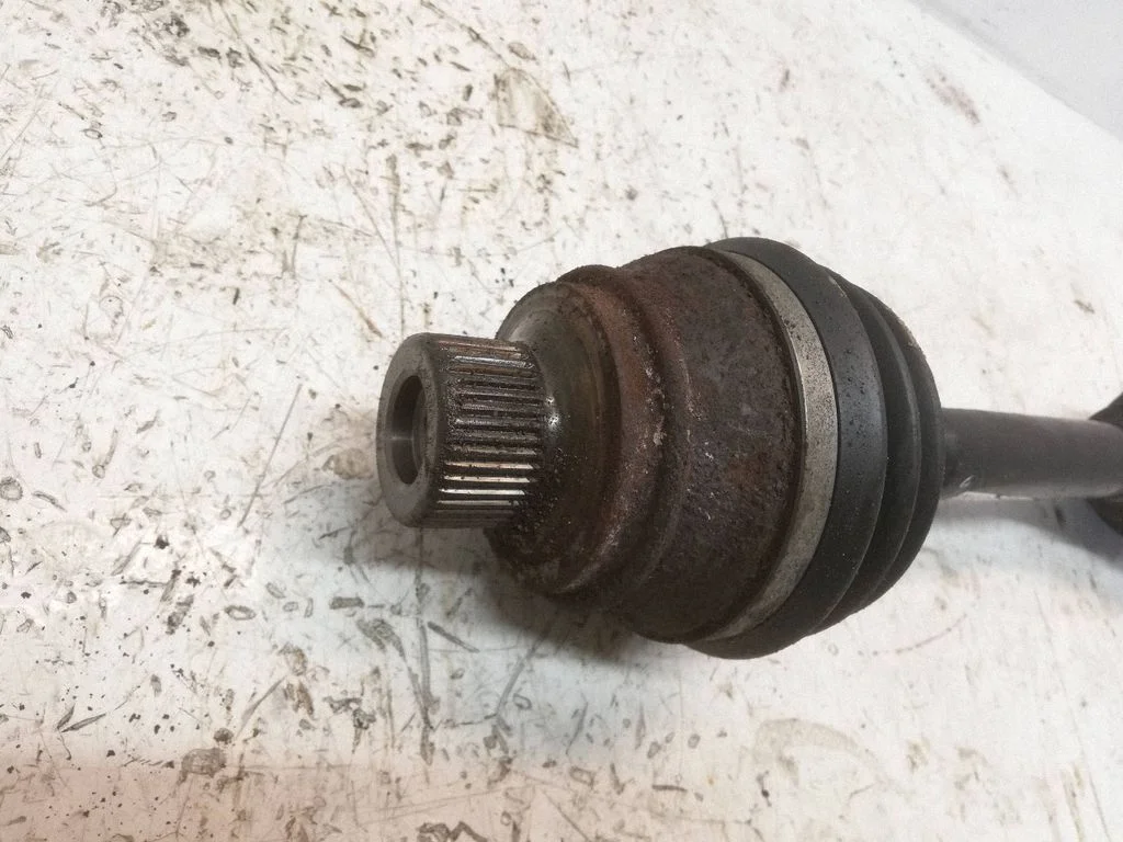 Front driveshaft 8K0407271Q