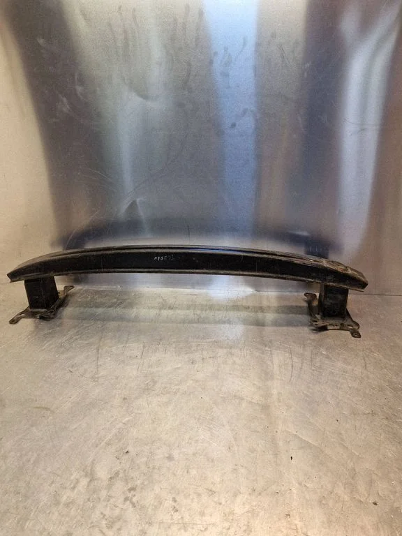 Front bumper cross member – Volkswagen Touran I (2003-2010)