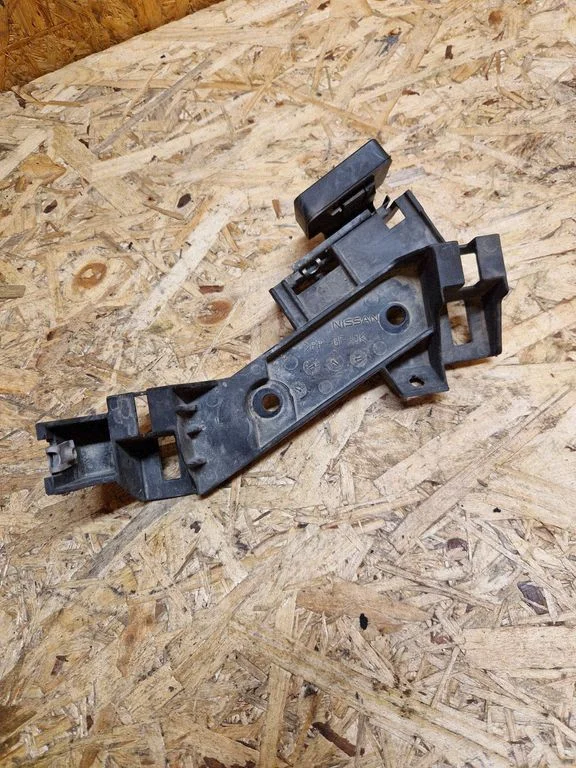Front bumper mounting bracket PPGF30