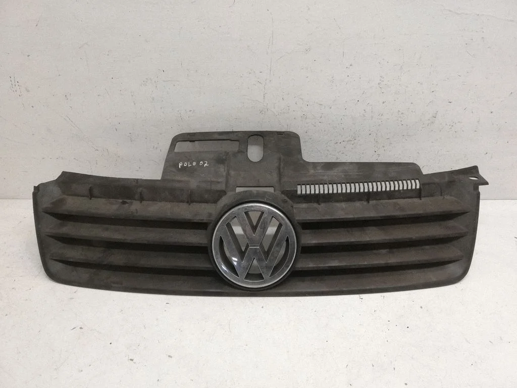 Augšējās restes – Volkswagen Polo (2002-2005)