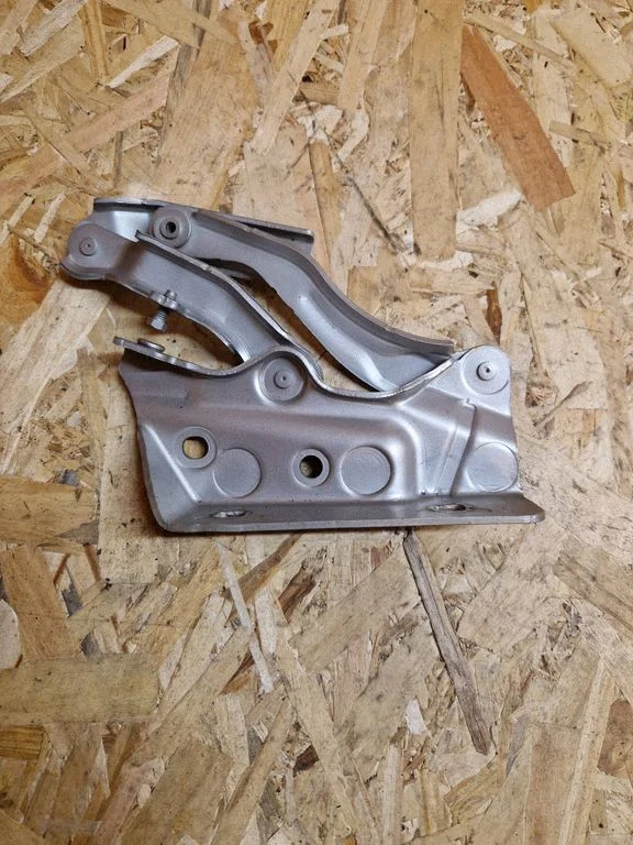 Mootorikapoti hinged A1698800428