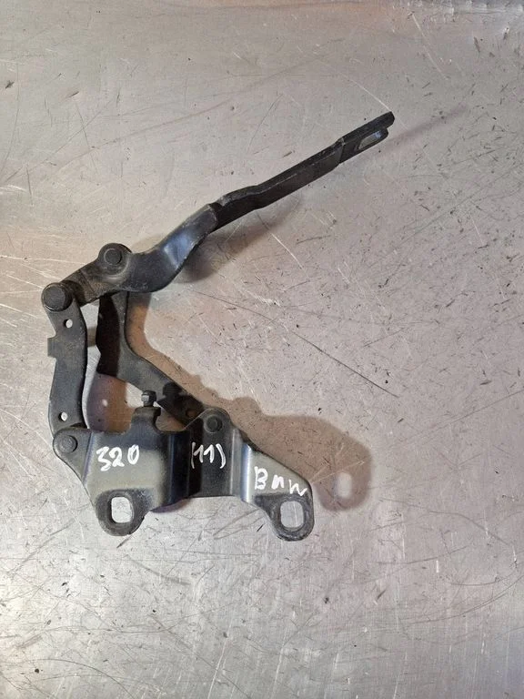 Engine bonnet/hood hinges 7115264
