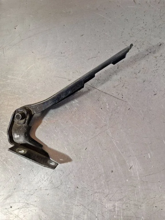 Mootorikapoti hinged – Audi A6 Allroad C5 (1999-2005)