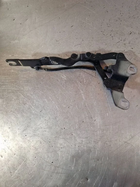 Engine bonnet/hood hinges 7115263