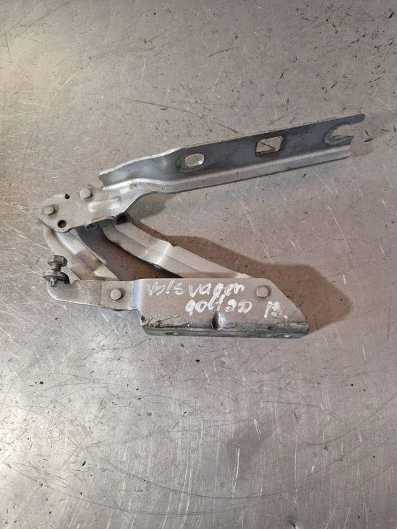 Engine bonnet/hood hinges – Volkswagen Golf Plus (2005-2013)