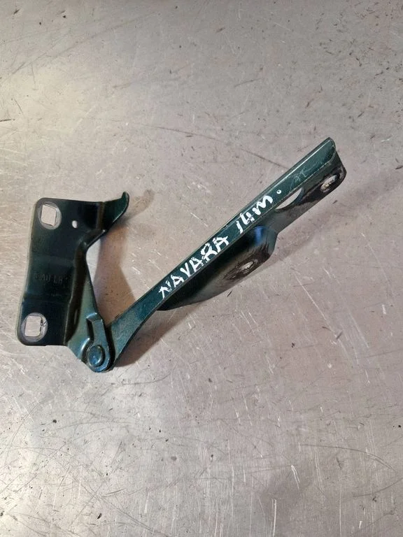 Mootorikapoti hinged – Nissan Navara D40 (2004-2015)