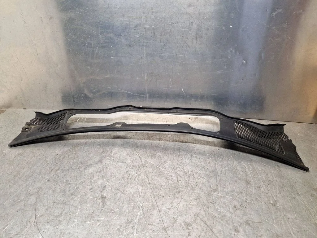 Wiper trim – Volvo V40 (2012-2019)