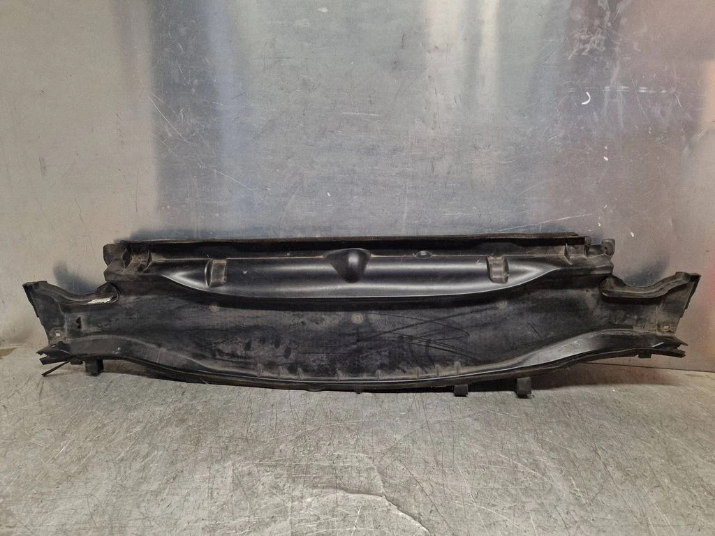 Wiper trim EM2BR01628AE