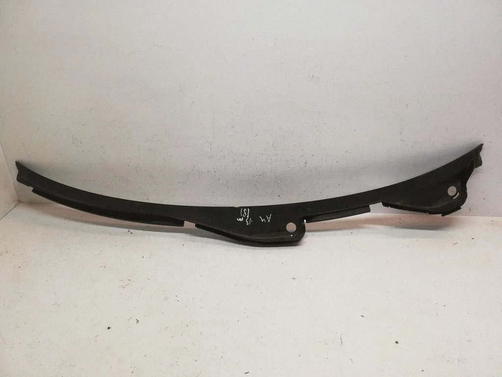 Wiper trim 8K1819403