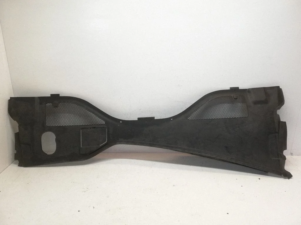 Wiper trim 4G8819447