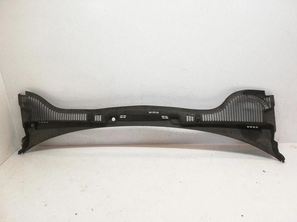 Wiper trim – Skoda Octavia Mk2 (1Z) (2004-2013)