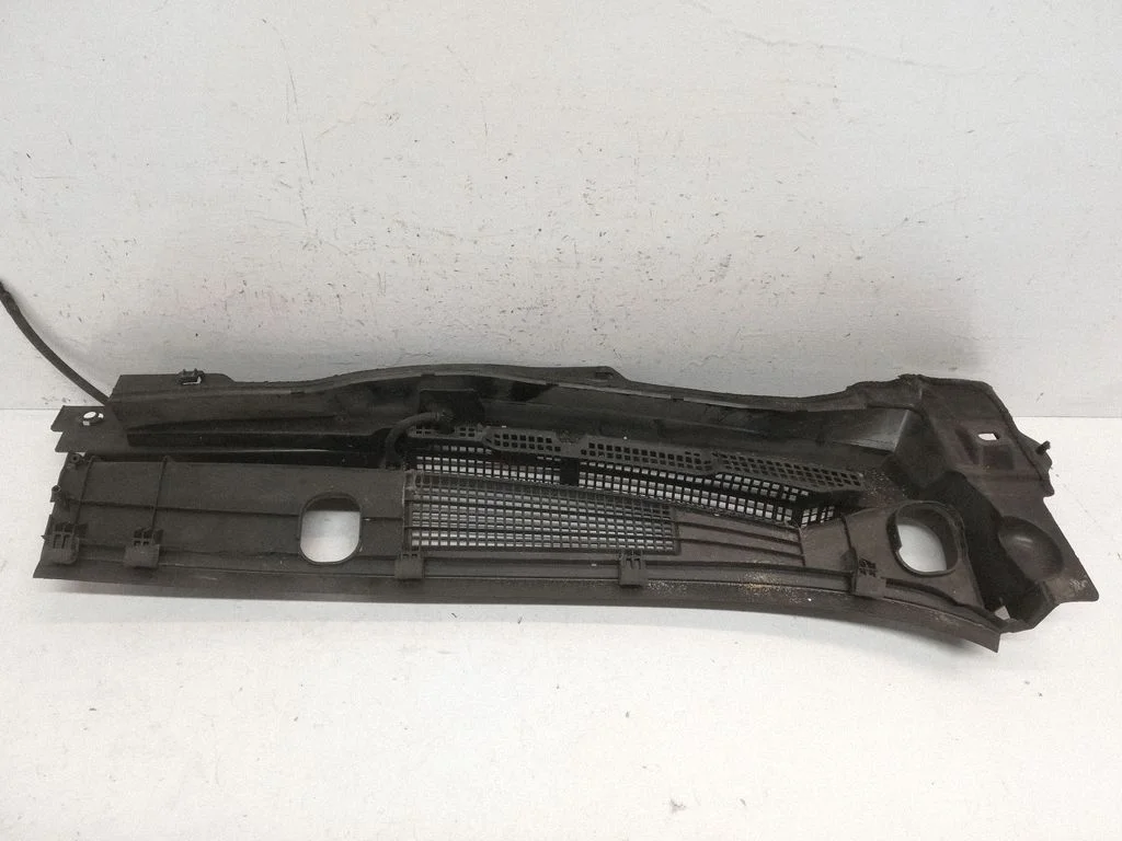 Wiper trim – Mazda 6 (2008-2013)