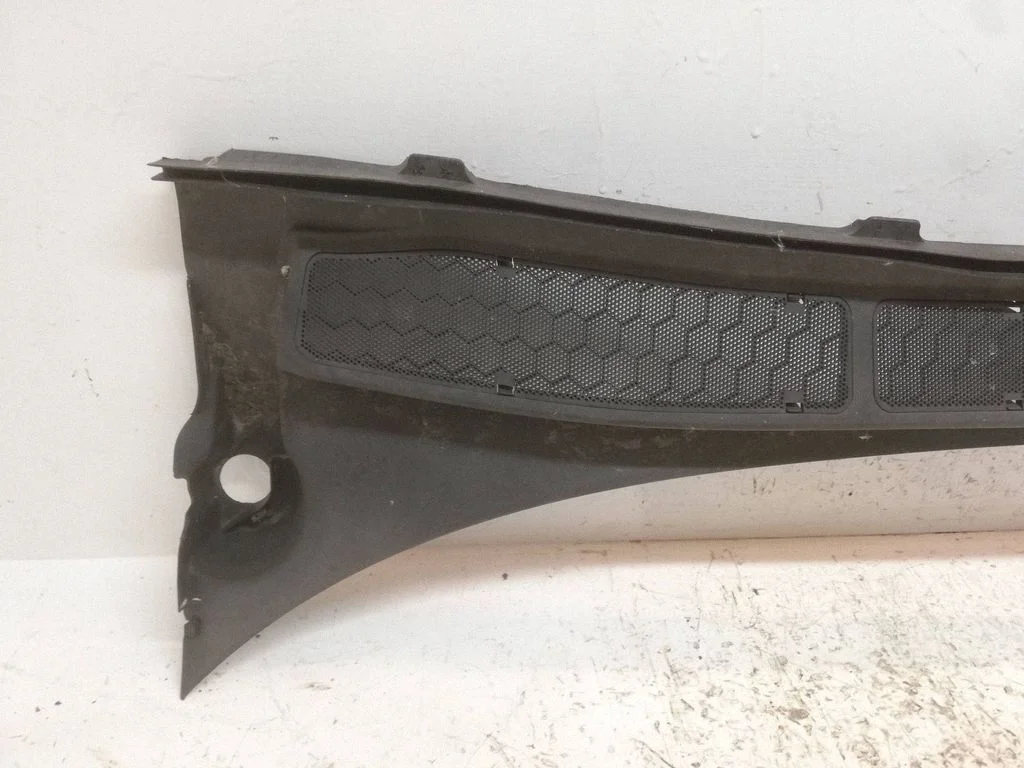 Wiper trim 6M21U02216AD