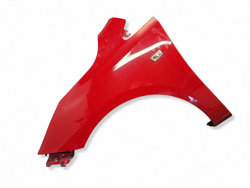 Fender – left