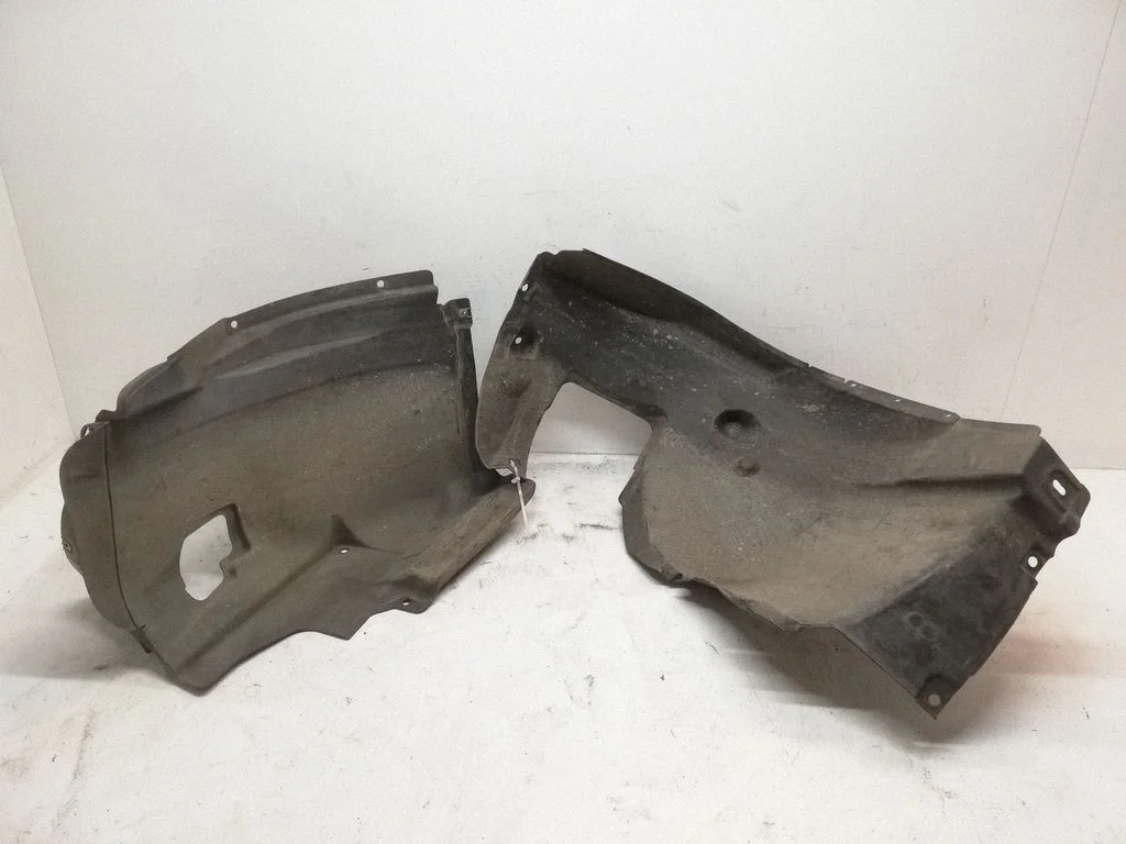 Front wheel arch liner splash guards – BMW 1 Series E82 E88 (2007-2014)
