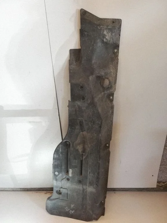 Osłona podwozia środkowa A1646190338