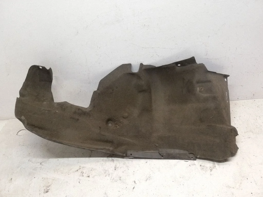 Front wheel arch liner splash guards – right