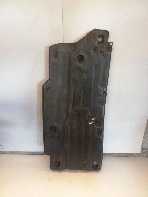 Center/middle under tray cover 58165F4020