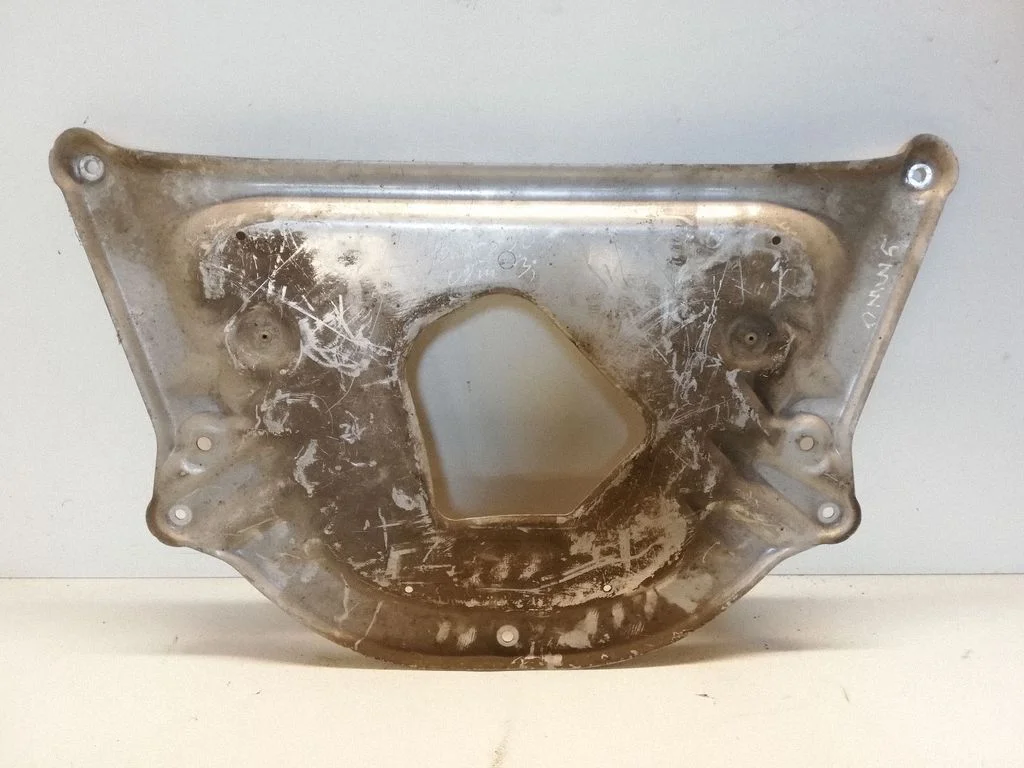Mootori põhjakaitse – BMW 5-seeria E60 E61 (2004-2010)