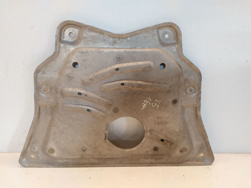 Engine splash shield/under tray 6853814