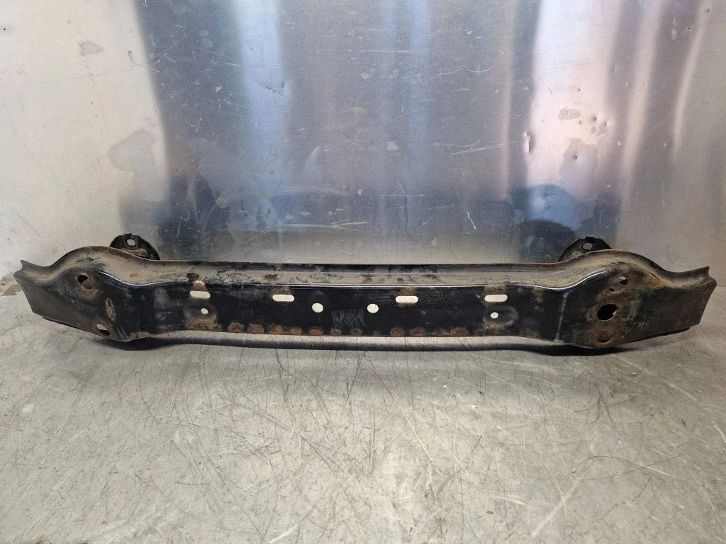 Rear bumper cross member 107784R