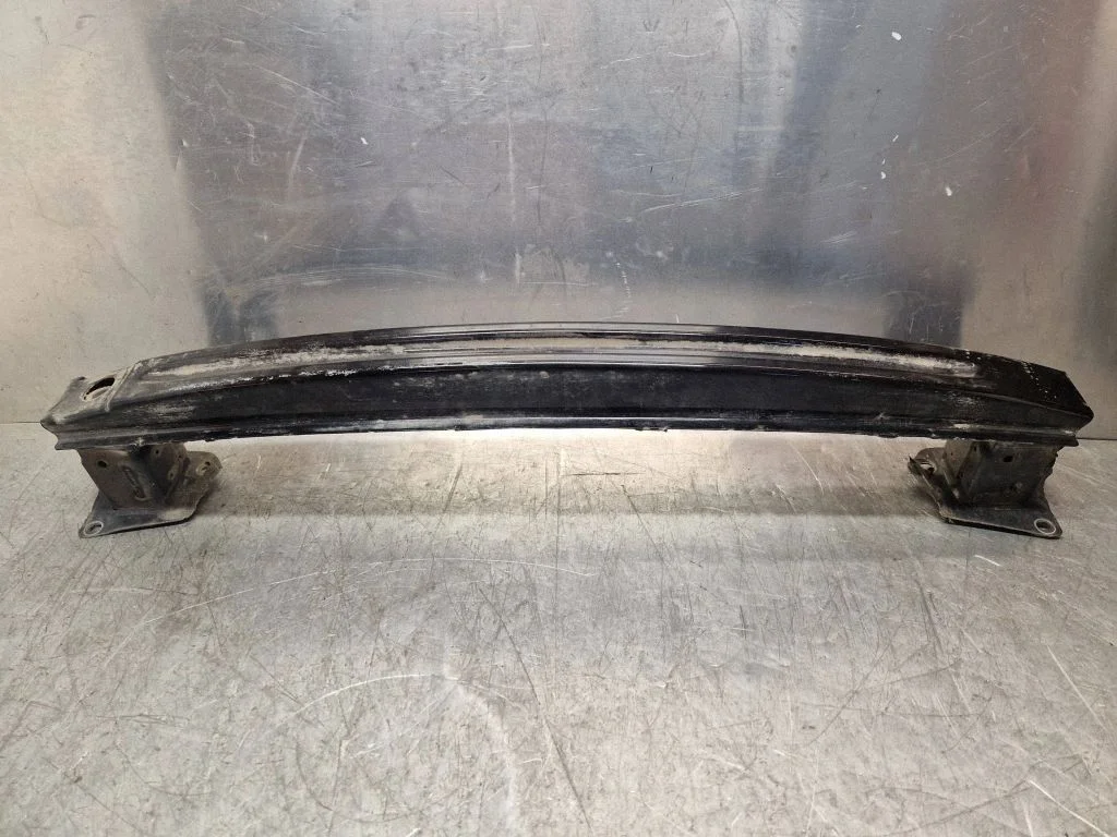 Rear bumper cross member 3V5807557B