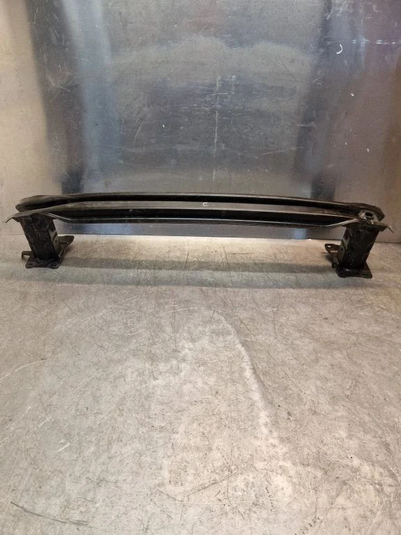 Rear bumper cross member 522188R