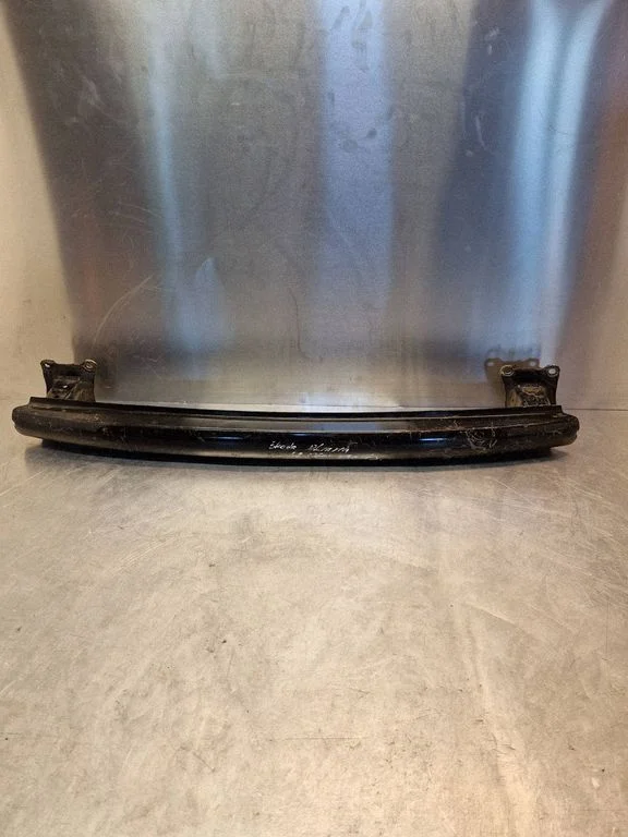 Rear bumper cross member 1Z5307305